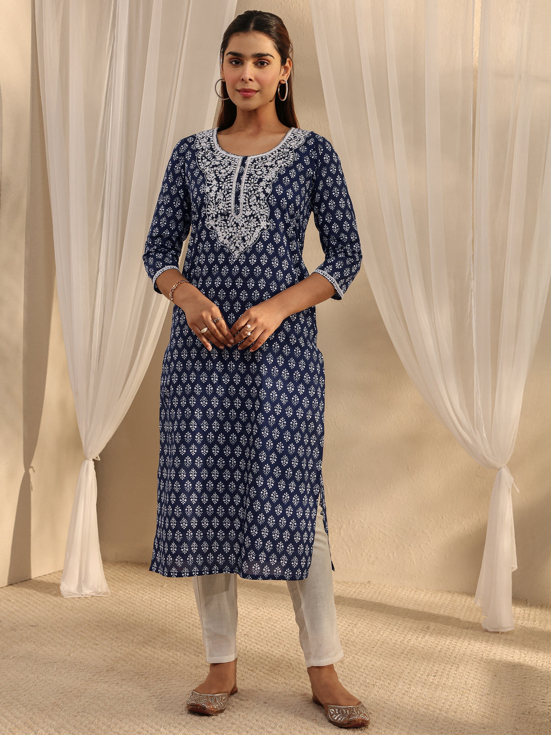 Blue Ethnic Motif Printed Cotton Straight Kurta