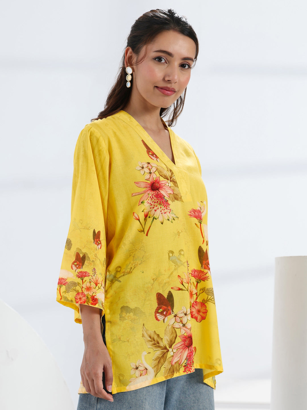Yellow Floral Printed Cotton Blend Straight Short Kurti