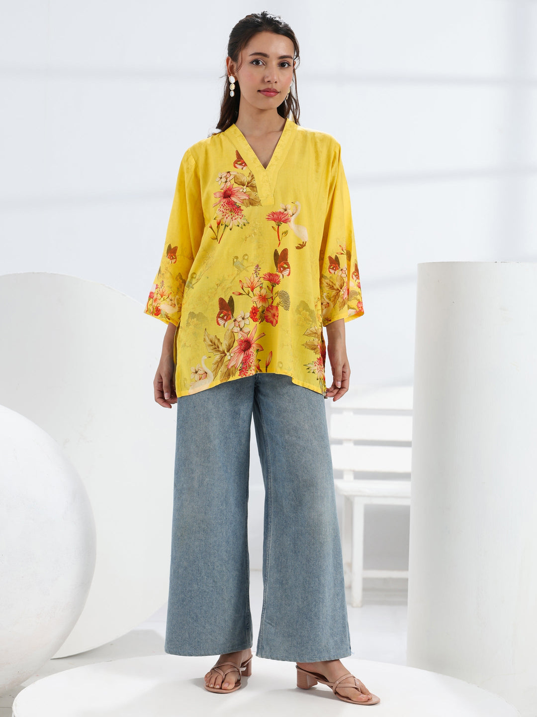 Yellow Floral Printed Cotton Blend Straight Short Kurti