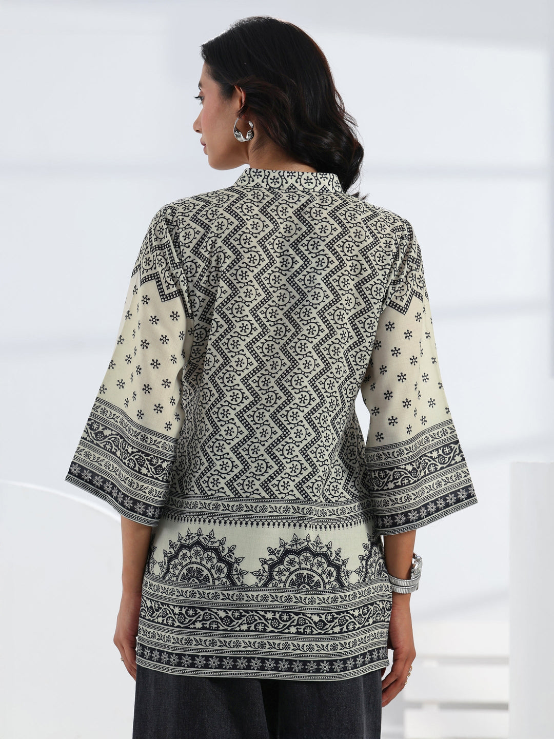 Off White Ethnic Printed Cotton Blend Straight Short Kurti