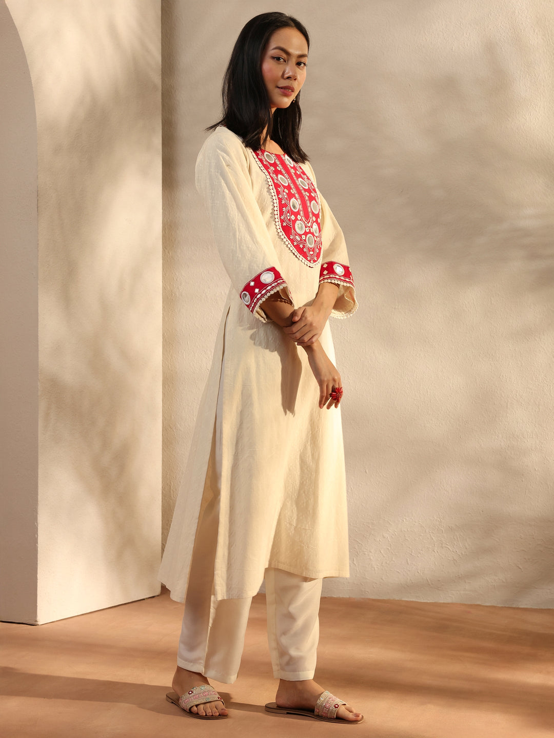 Off White Embroidered Cotton Straight Kurta