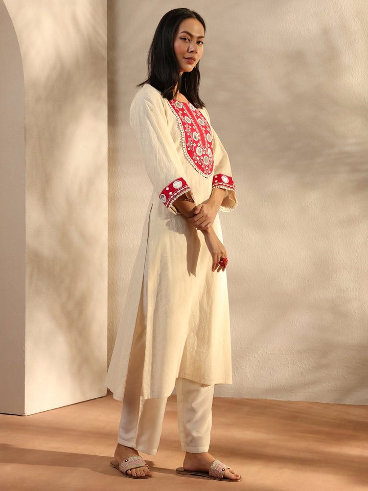 Off White Embroidered Cotton Straight Kurta
