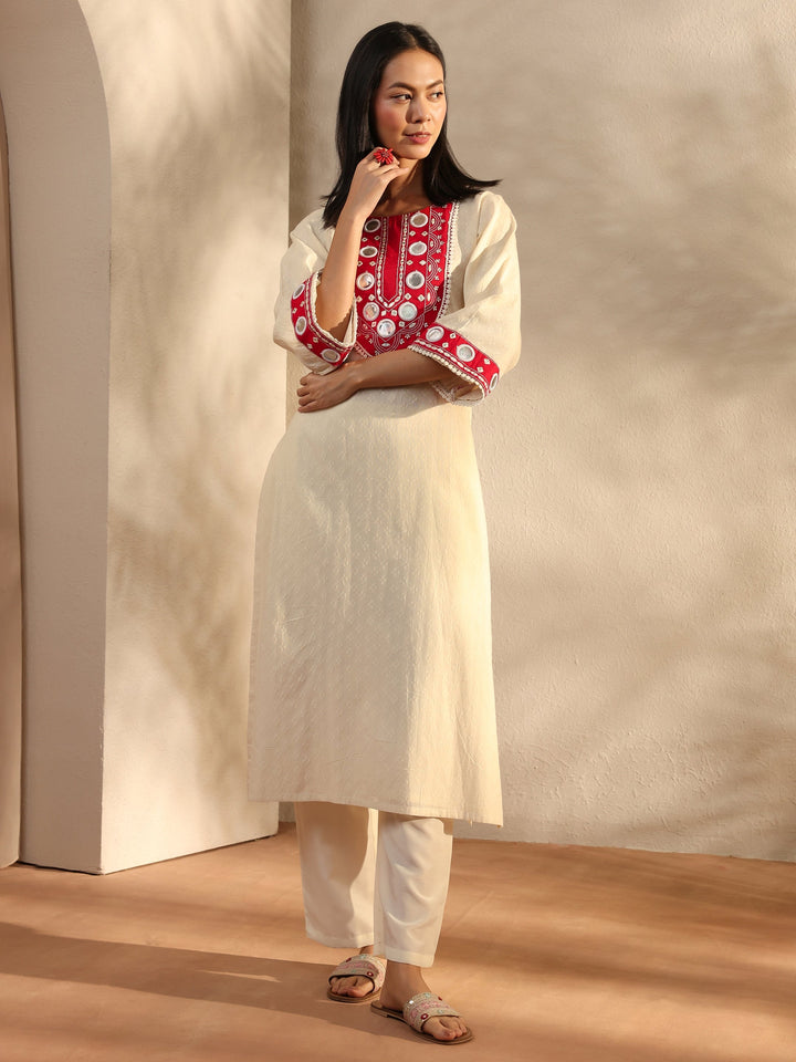 Off White Embroidered Cotton Straight Kurta