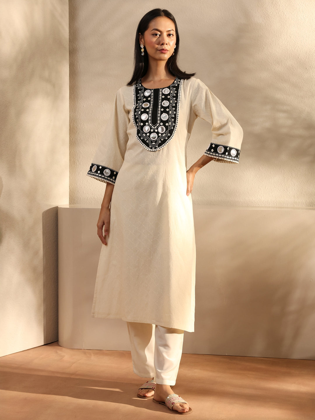 Off White Embroidered Cotton Straight Kurta