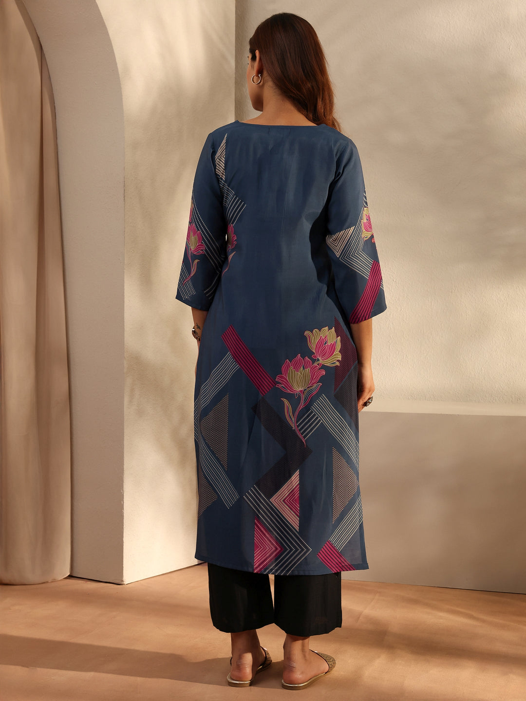 Blue Floral Printed Silk Blend Straight Kurta