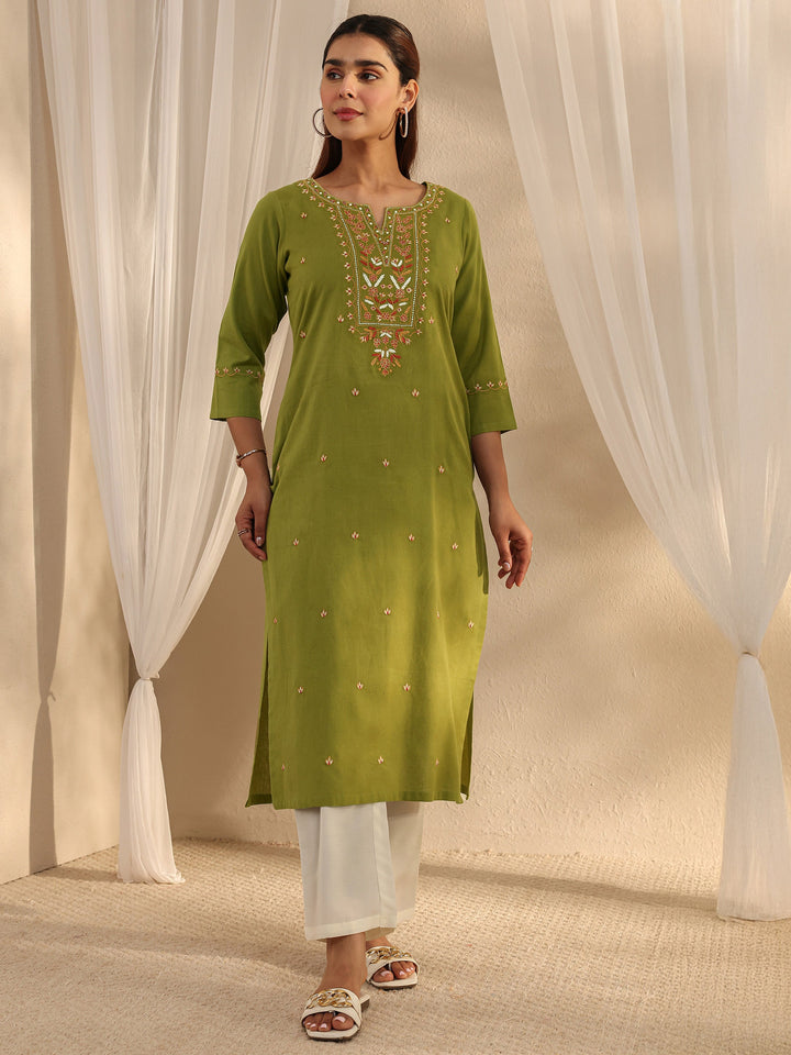 Green Ethnic Motif Embroidered Cotton Straight Kurta