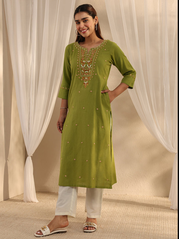 Green Ethnic Motif Embroidered Cotton Straight Kurta