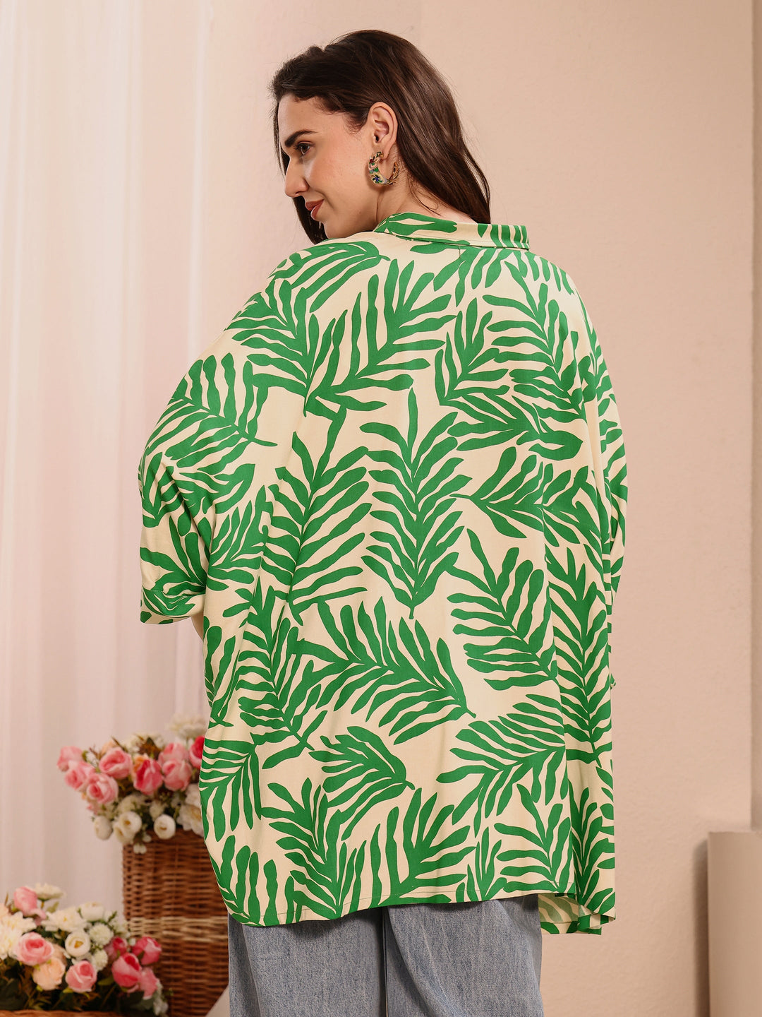 Green Foliage Print Printed Viscose Rayon Straight Short Kurti
