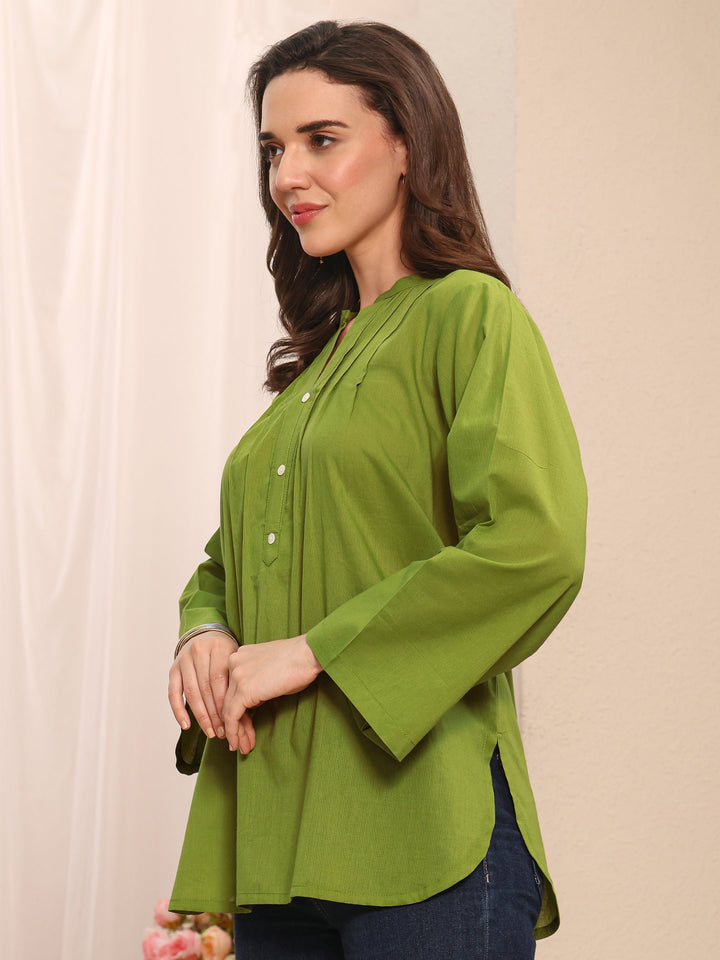 Green Solid Solid Cotton Straight Short Kurti