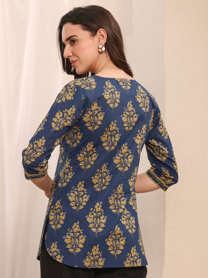 Blue Floral Printed Cotton Straight Short Kurti
