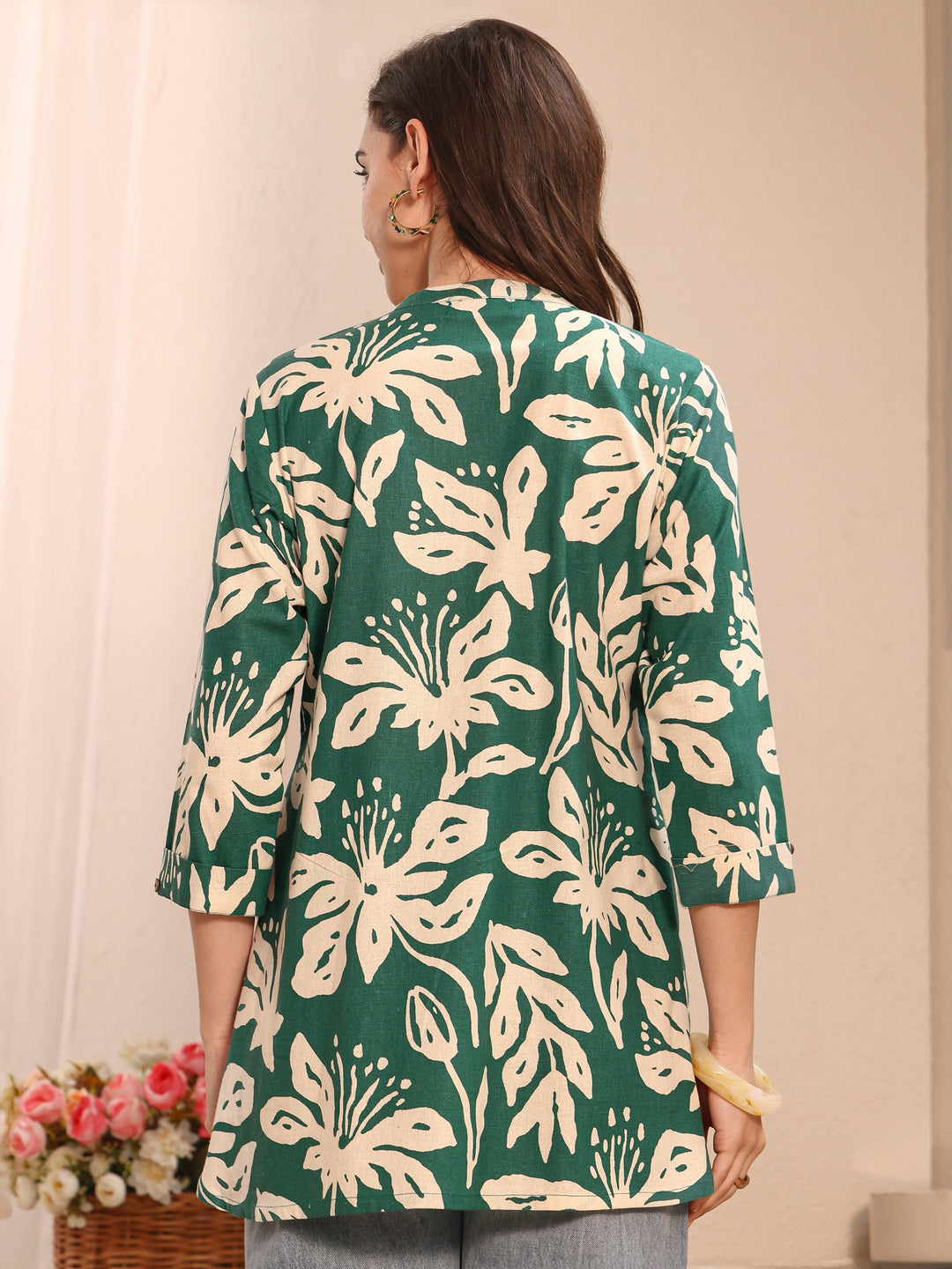 Green Floral Printed Cotton Straight Short Kurti