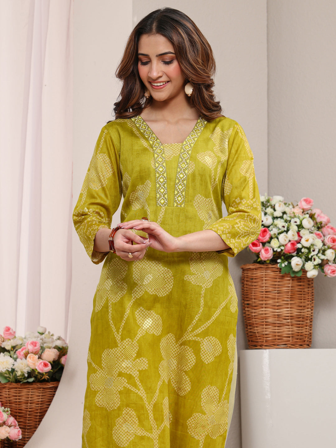 Green Floral Printed Cotton Straight Kurta