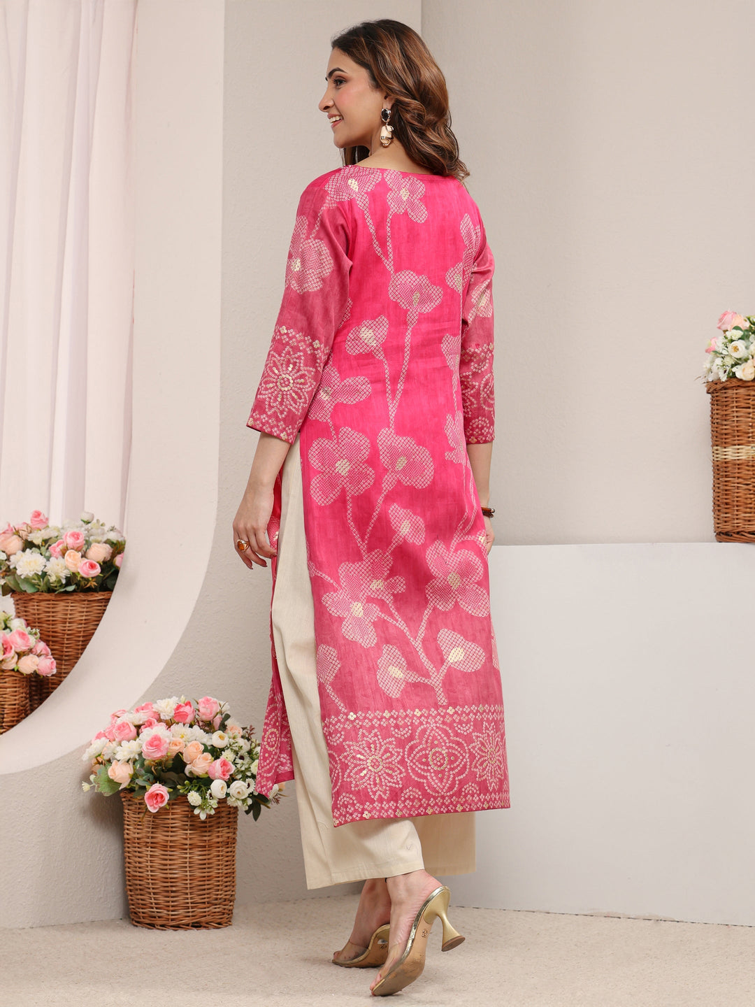 Pink Floral Printed Cotton Straight Kurta