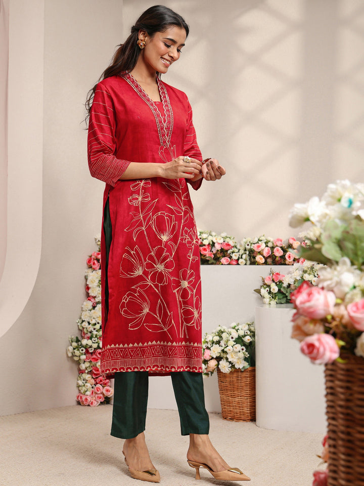 Red Floral Printed Cotton Straight Kurta