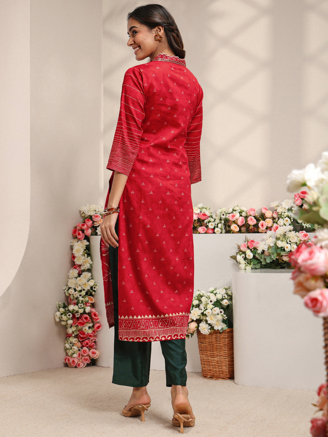 Red Floral Printed Cotton Straight Kurta
