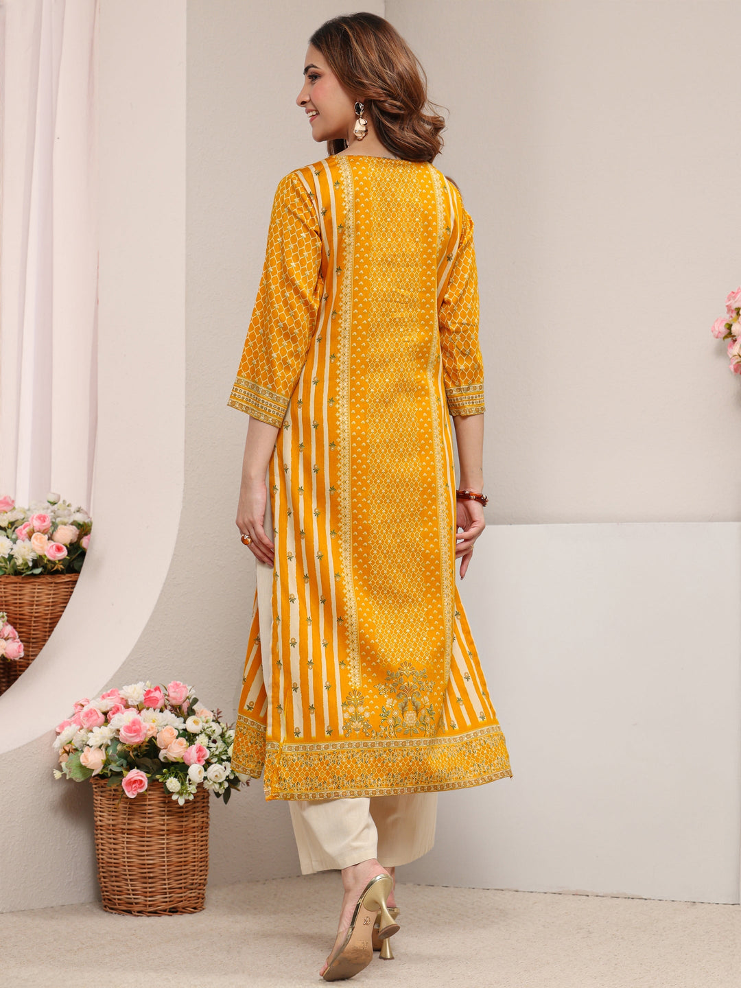 Mustard Ethnic Printed Cotton Straight Kurta