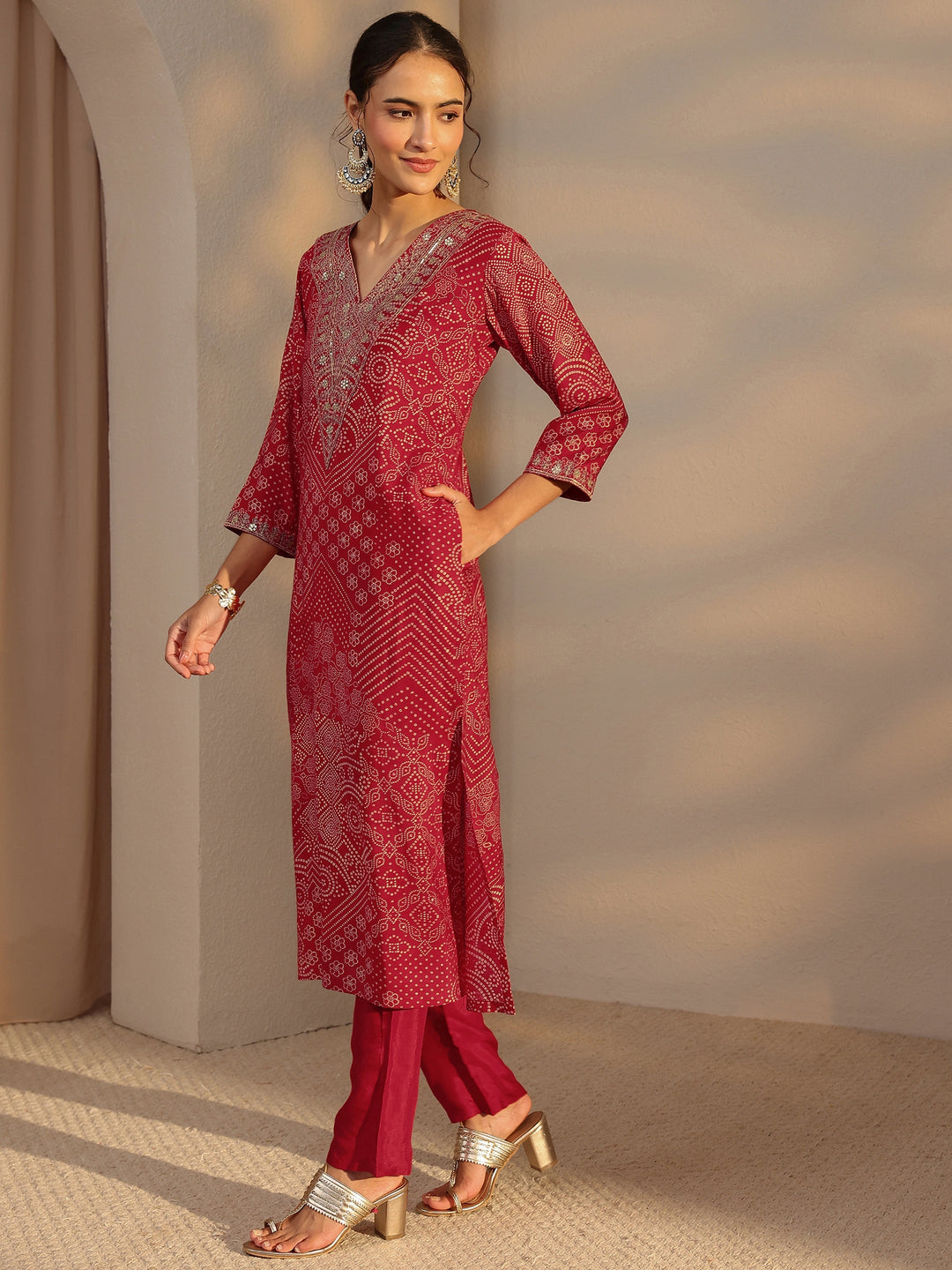 Red Bandhani Printed Silk Blend Straight Kurta