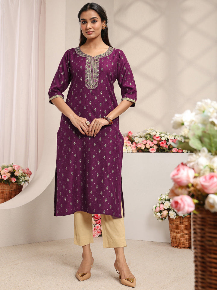 Burgundy Ethnic Motifs Printed Cotton Blend Straight Kurta