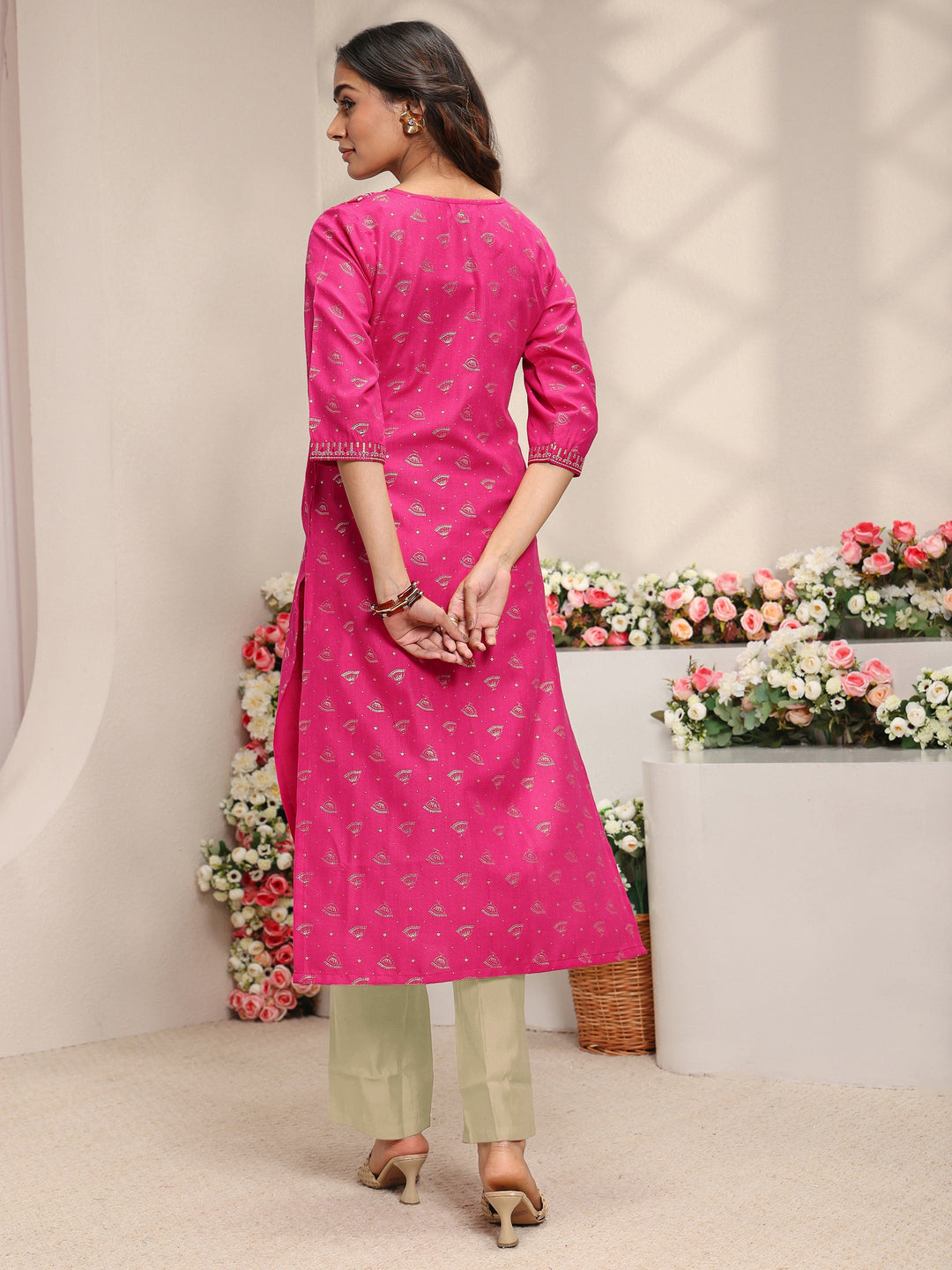 Pink Ethnic Motifs Printed Cotton Blend Straight Kurta