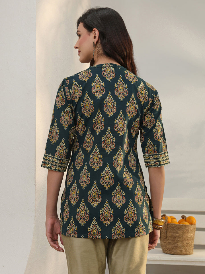 Green Ethnic Printed Cotton Straight Short Kurti