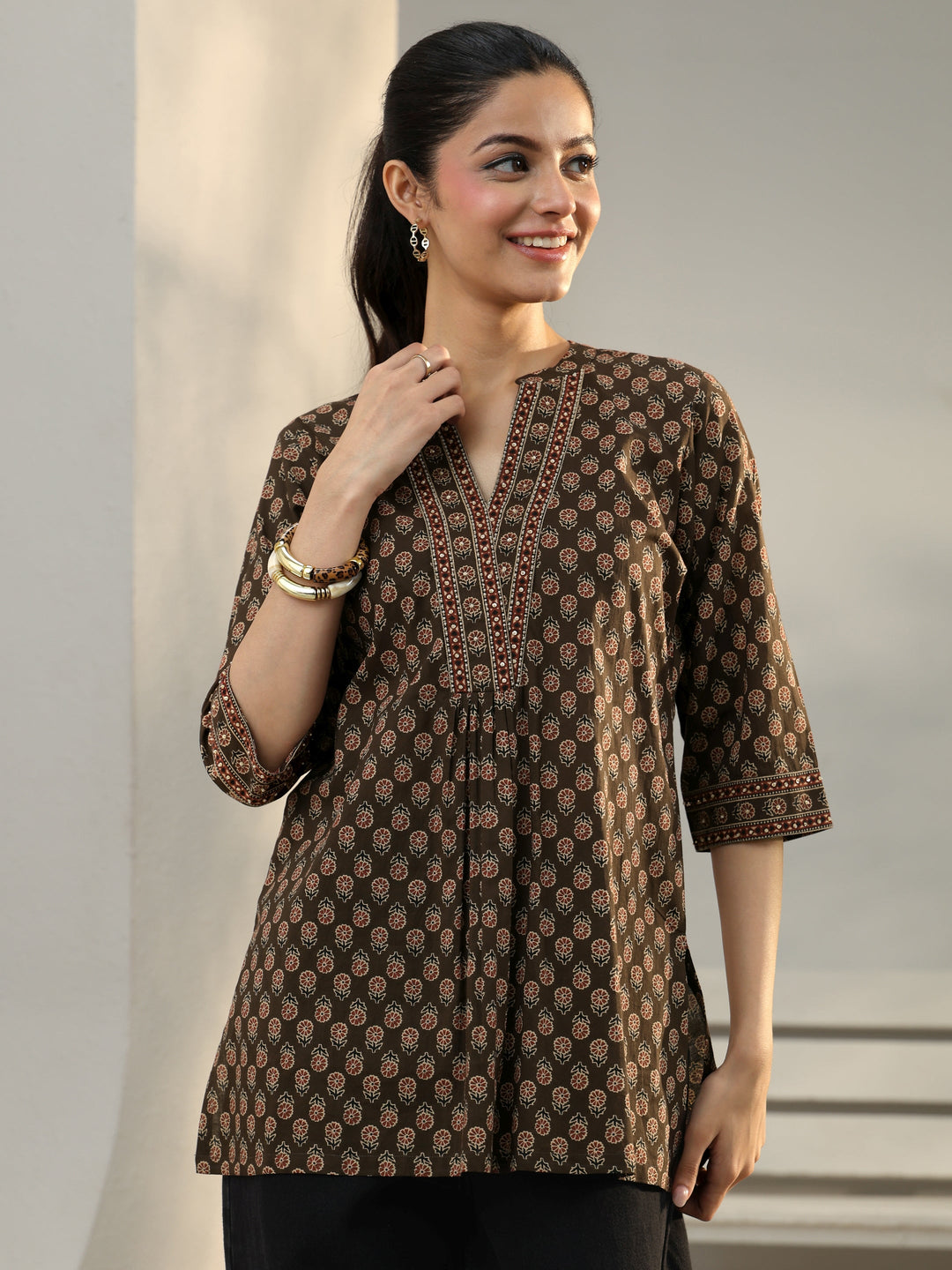 Brown Floral Printed Cotton Straight Short Kurti