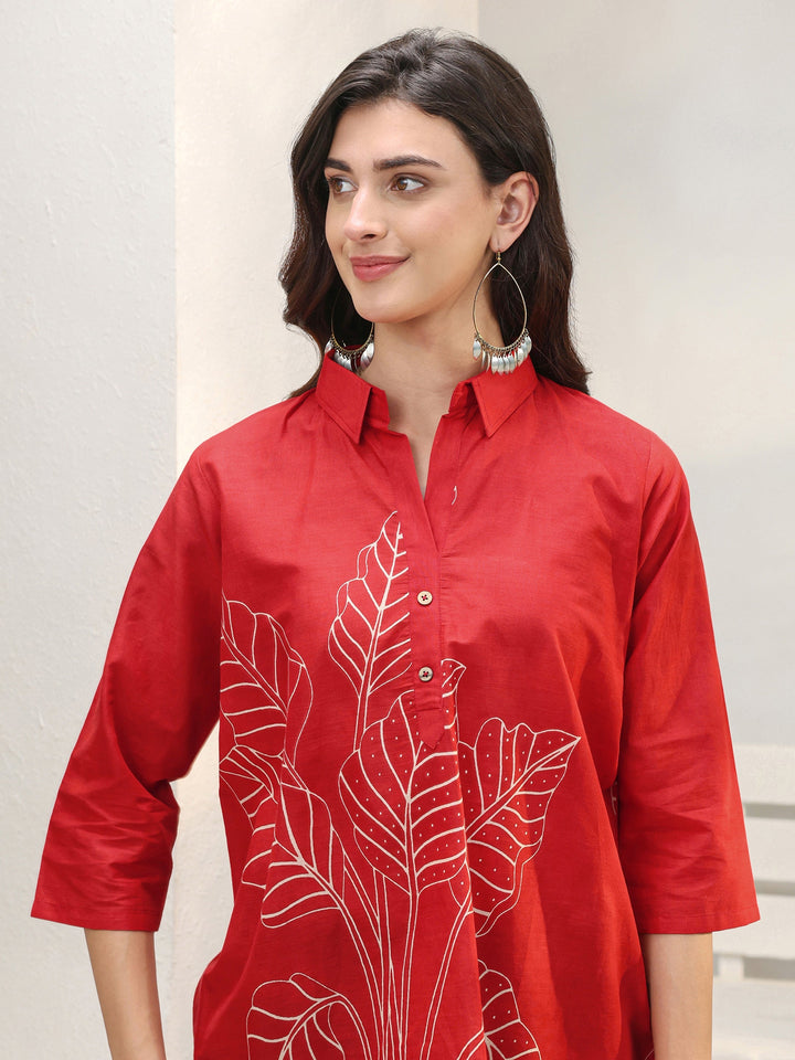 Red Floral Printed Cotton Straight Short Kurti