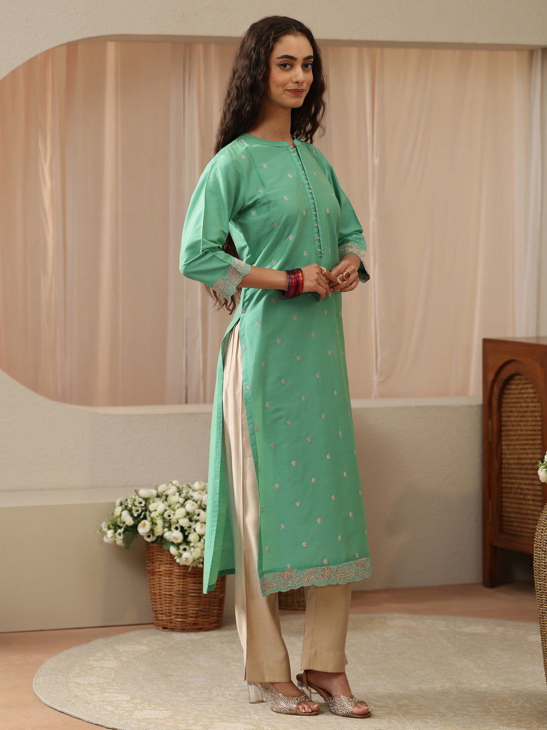 Green Woven Design Silk Blend Straight Kurta