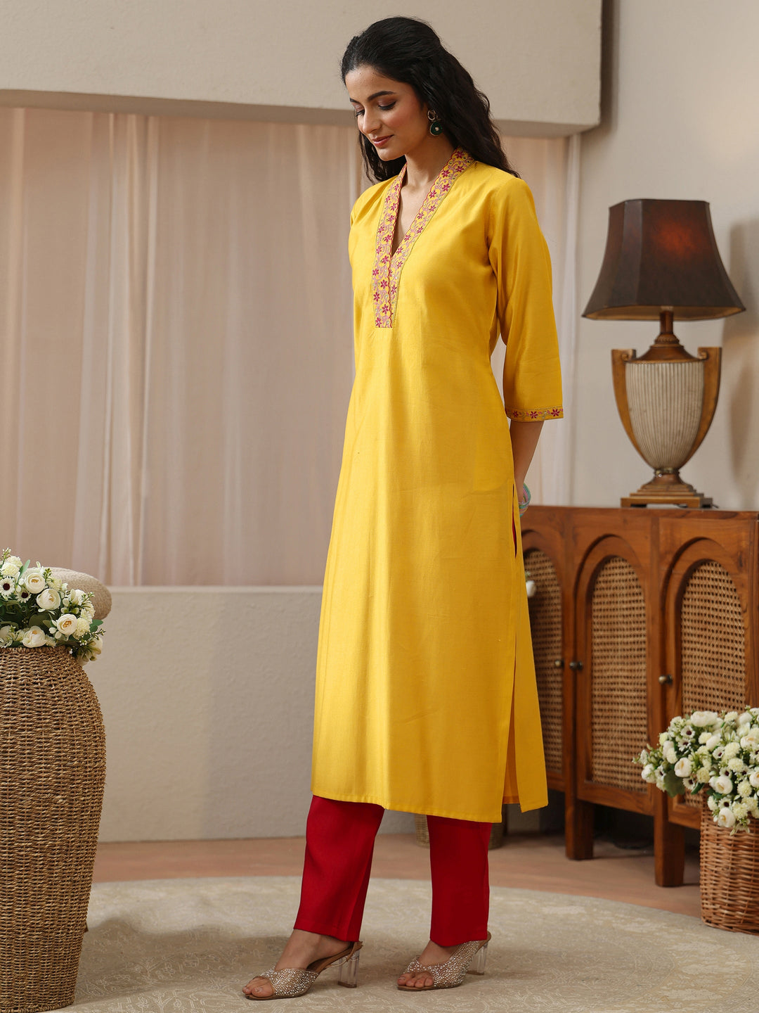Yellow Yoke Design Silk Blend Straight Kurta