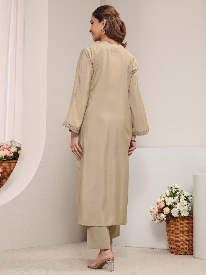 Grey Embroidered Silk Blend Straight Kurta