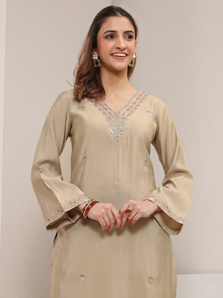 Grey Embroidered Silk Blend Straight Kurta