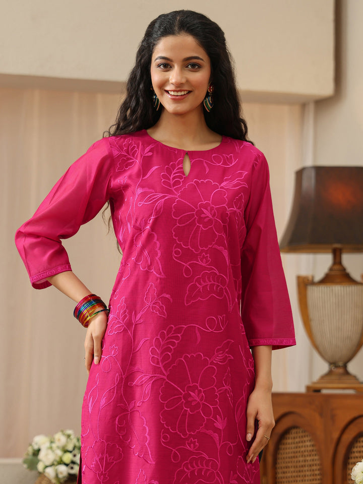 Pink Floral Embroidered Chanderi Silk Straight Kurta