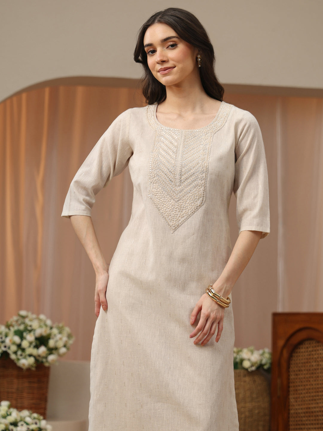 Off White Yoke Design Cotton Blend Straight Kurta