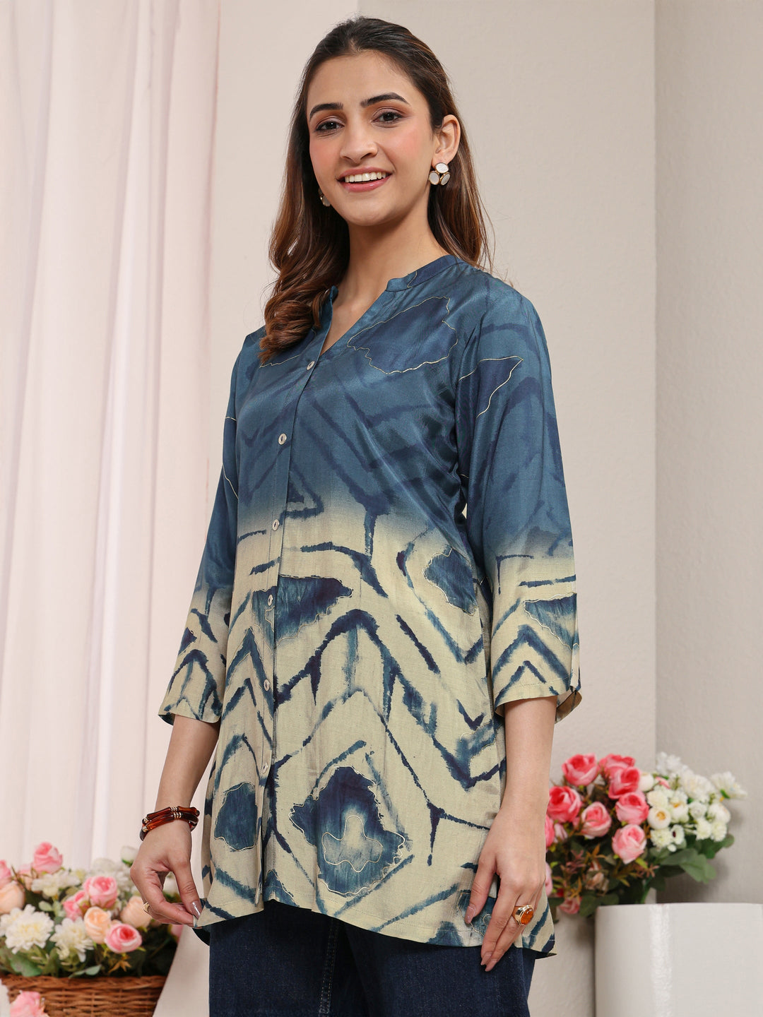 Teal Abstract Printed Muslin Straight Ombre Short Kurti