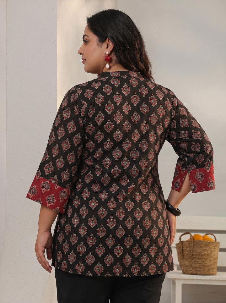 Plus Size Black Ethnic Printed Cotton A-Line Short Kurti