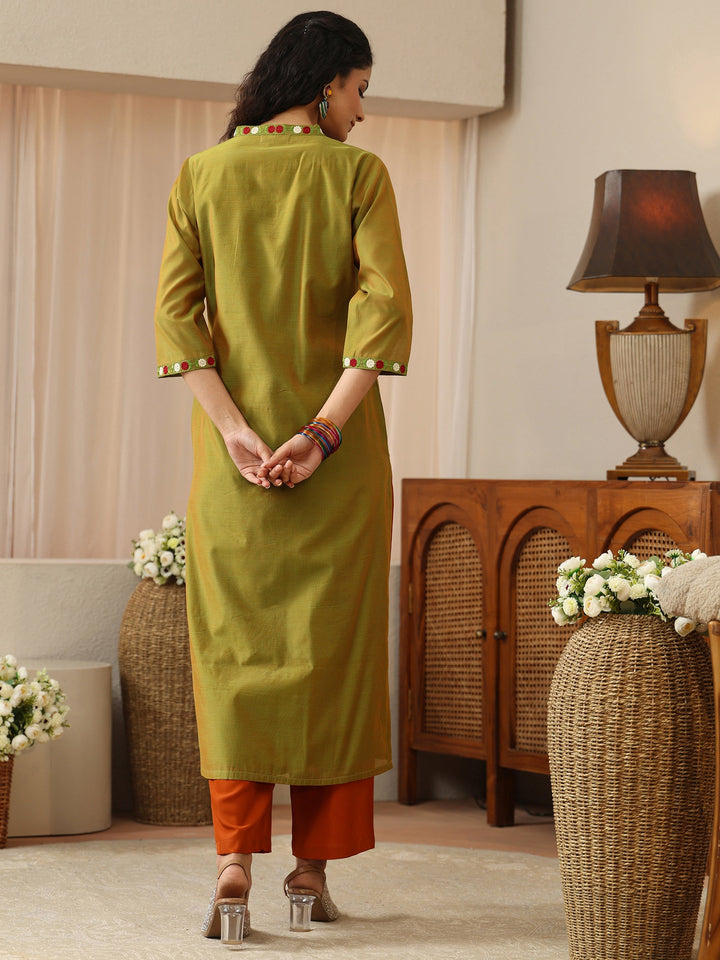 Green Floral Embroidered Chanderi Silk Straight Kurta