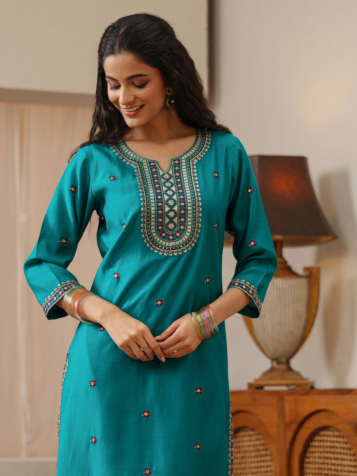 Turquoise Embroidered Silk Blend Straight Kurta