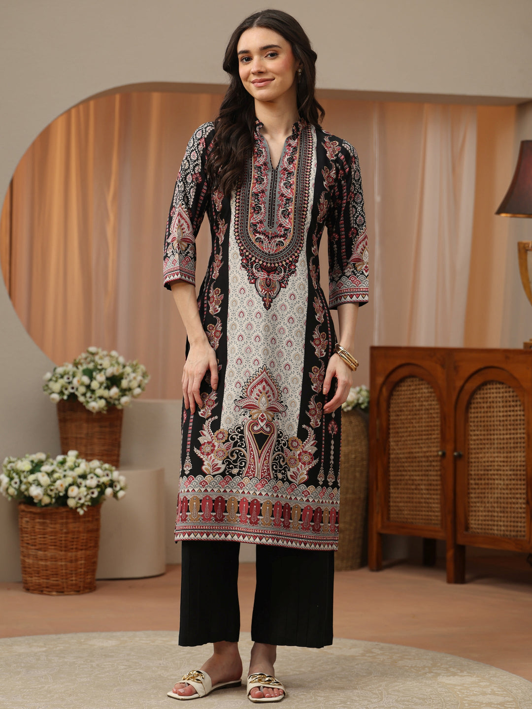 Black Floral Printed Cotton Blend Straight Kurta