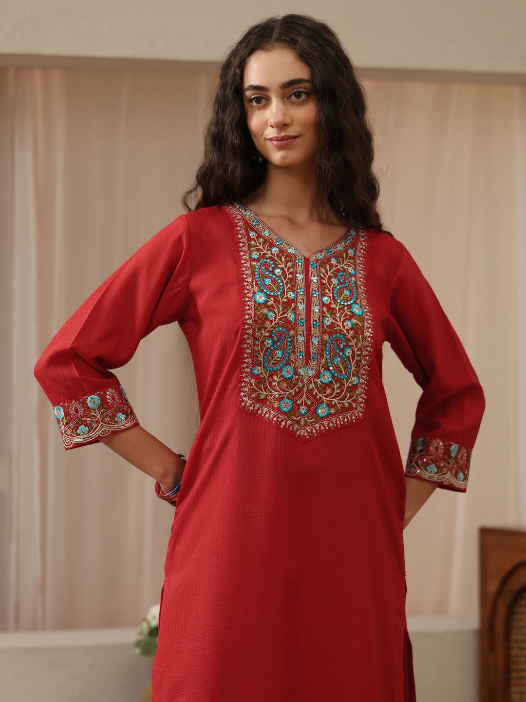 Red Floral Embroidered Silk Blend Straight Kurta