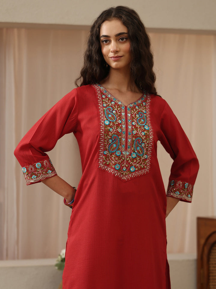 Red Floral Embroidered Silk Blend Straight Kurta