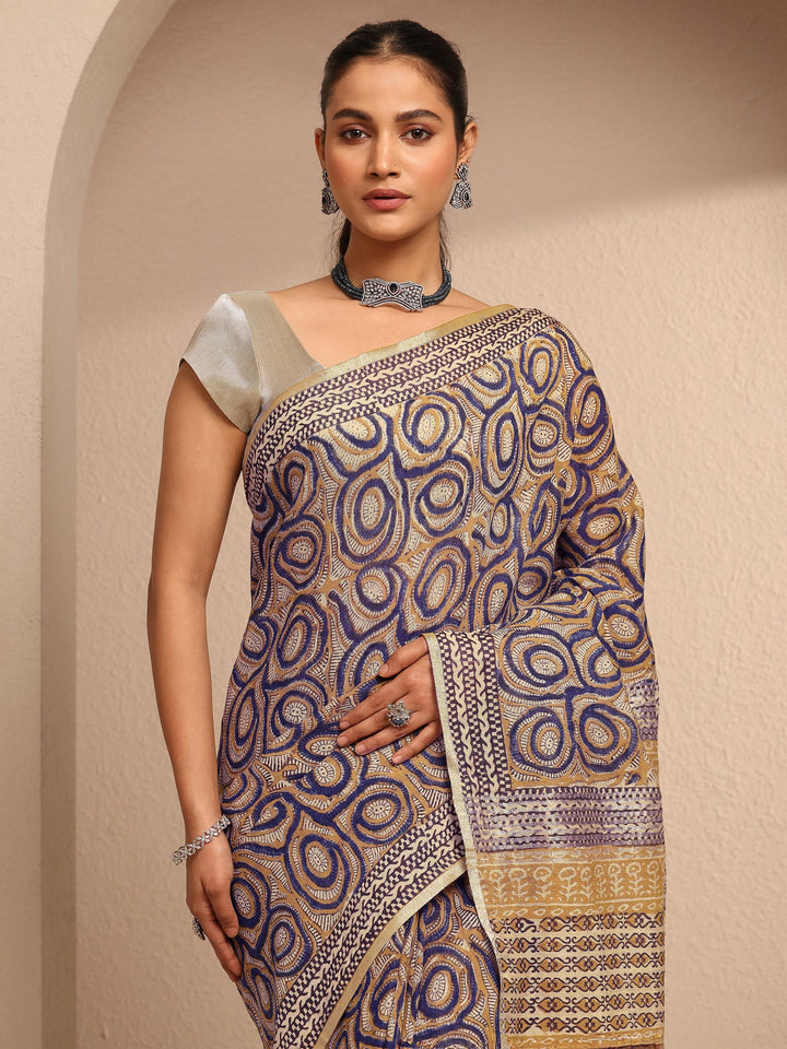Mustard Printed Cotton Saree With Unstitched Blouse Piece