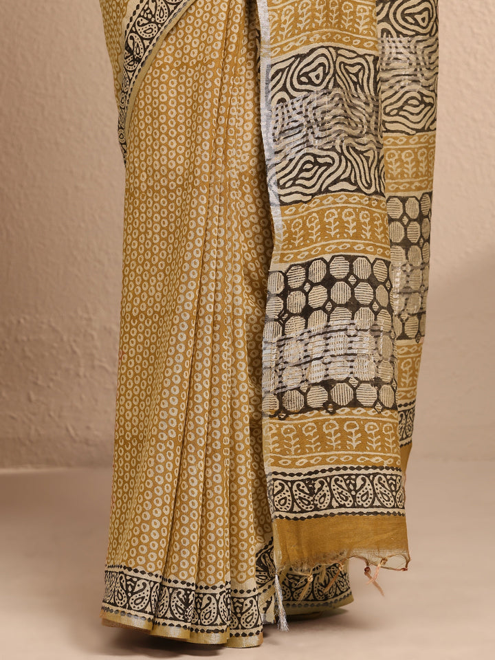 Mustard Block Printed Cotton Saree With Unstitched Blouse Piece