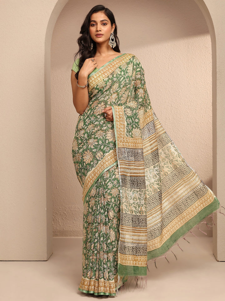 Green Printed Cotton Saree With Unstitched Blouse Piece