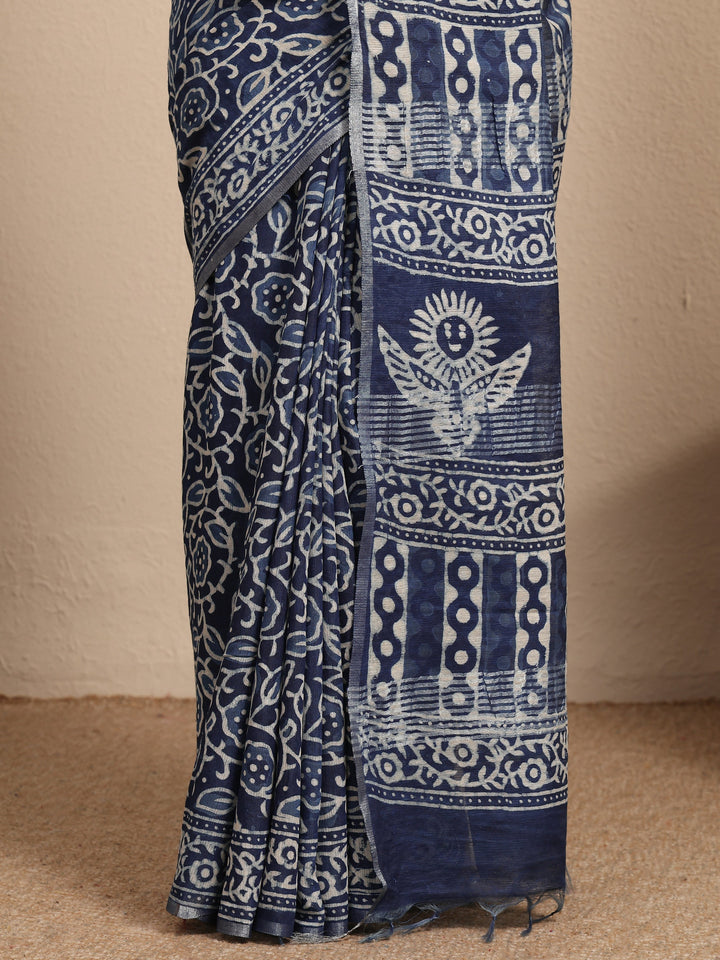 Blue Block Printed Cotton Saree With Unstitched Blouse Piece