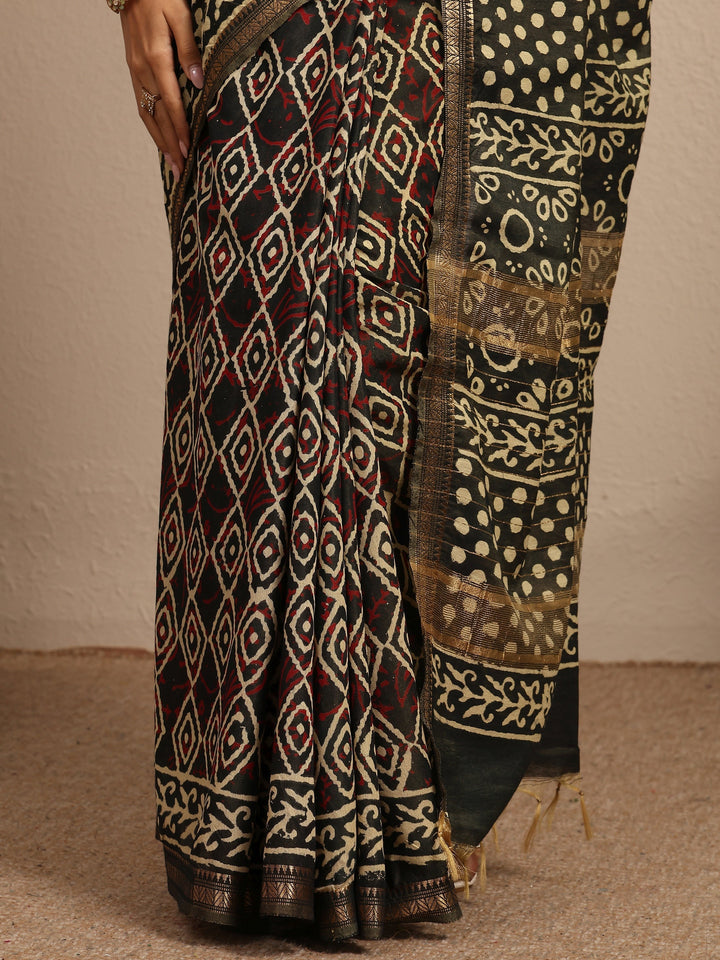 Green Ajrakh Printed Cotton Saree With Unstitched Blouse Piece