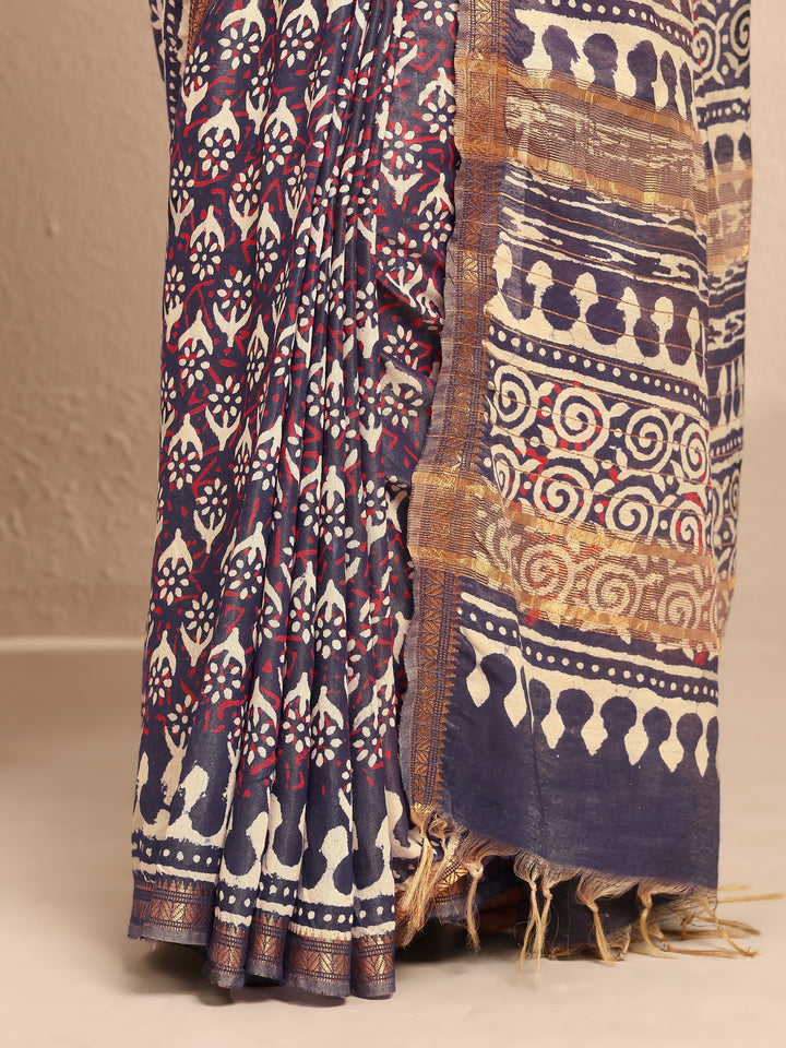 Navy Blue Printed Cotton Saree With Unstitched Blouse Piece