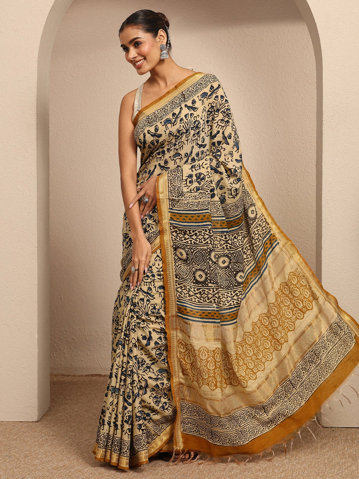 Beige Printed Cotton Kalamkari Saree With Unstitched Blouse Piece