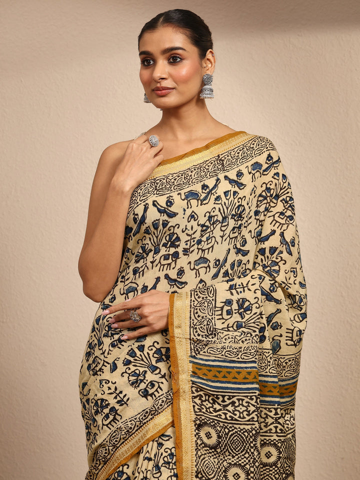 Beige Printed Cotton Kalamkari Saree With Unstitched Blouse Piece