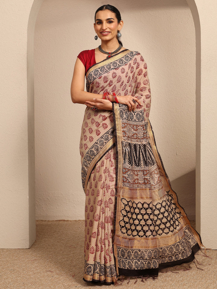 Beige Printed Cotton Kalamkari Saree With Unstitched Blouse Piece
