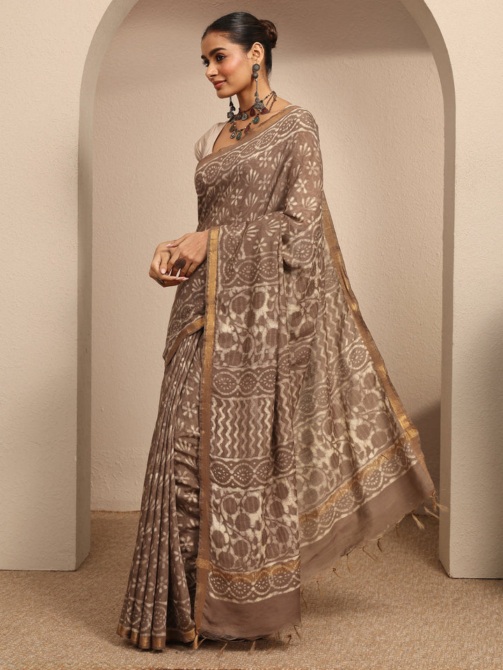 Brown Ikat Printed Cotton Saree With Unstitched Blouse Piece
