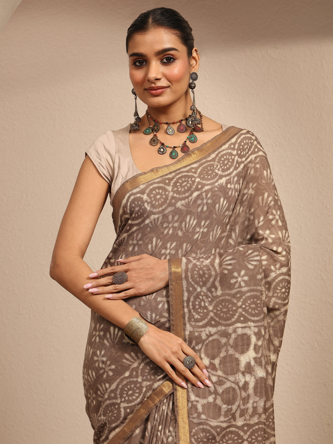 Brown Ikat Printed Cotton Saree With Unstitched Blouse Piece